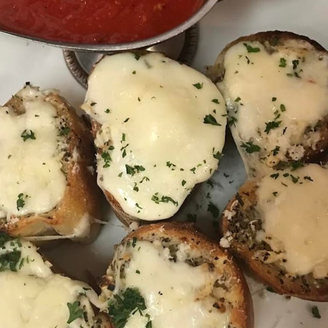 Garlic Bread with Mozzarella Cheese.