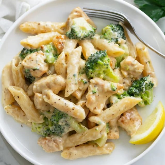 Cavatelli with White Sauce, Broccoli & Chicken.